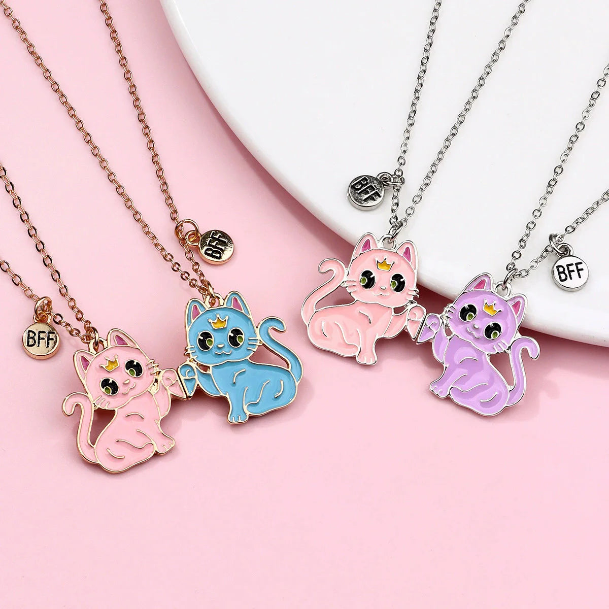 2pcs Cute Magnetic Cats Necklace